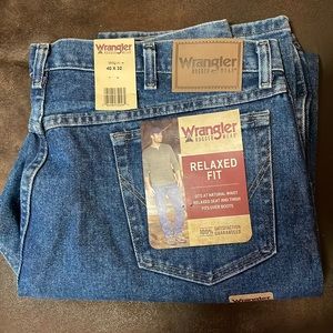 Wrangler relaxed fit jeans, 40×32